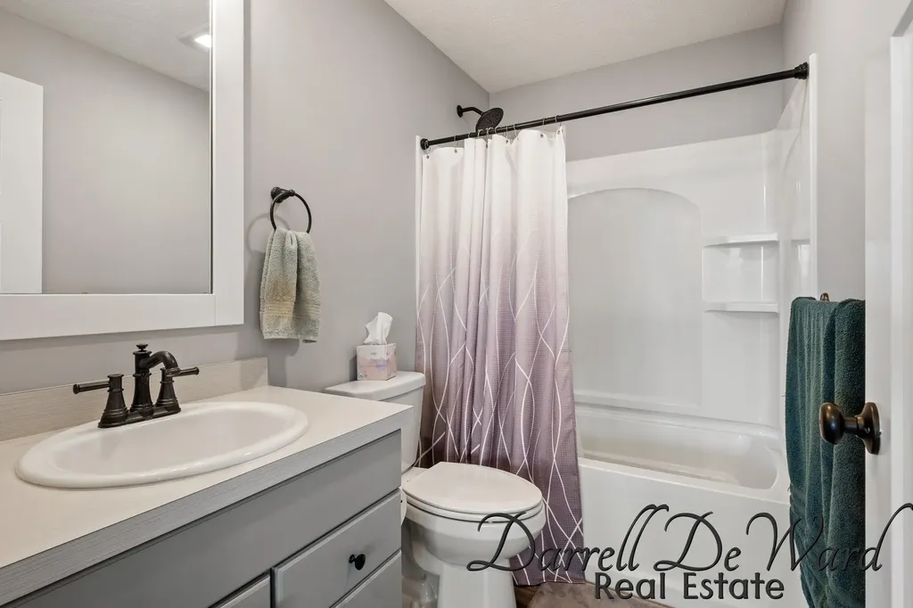 3940 Egypt Valley Avenue NE Cannon Township MI 49301