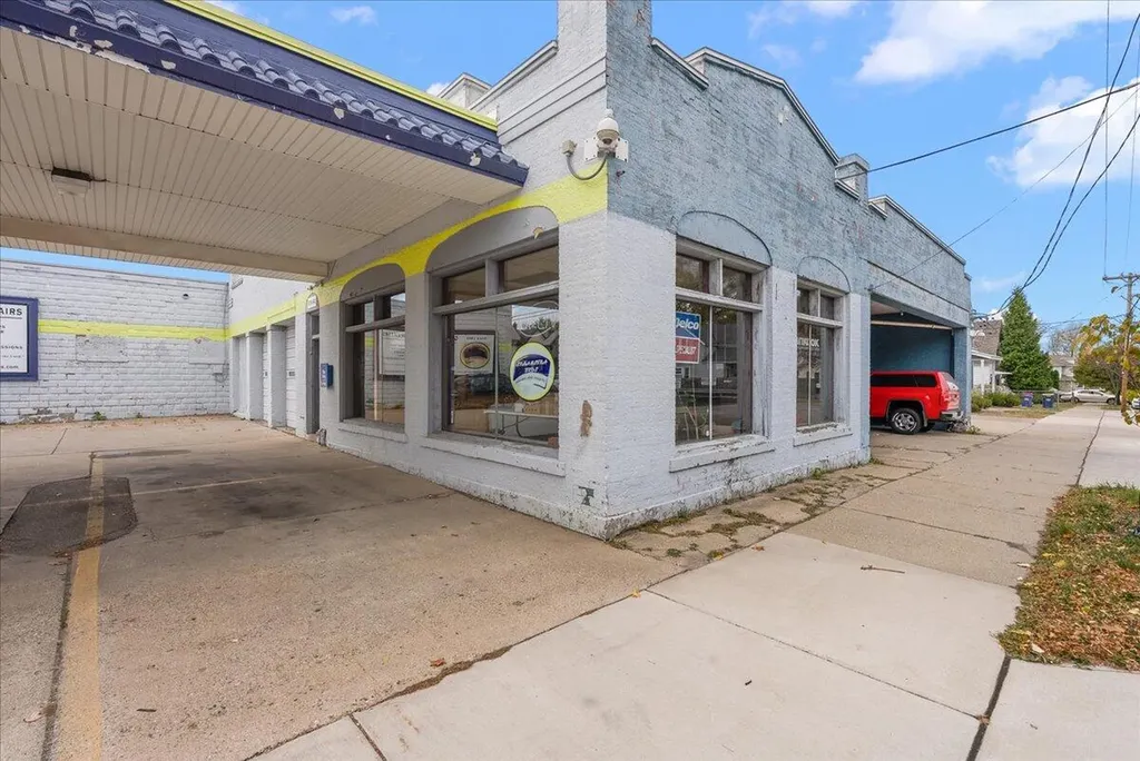 935 & 939 Fulton Street E Grand Rapids City MI 49503