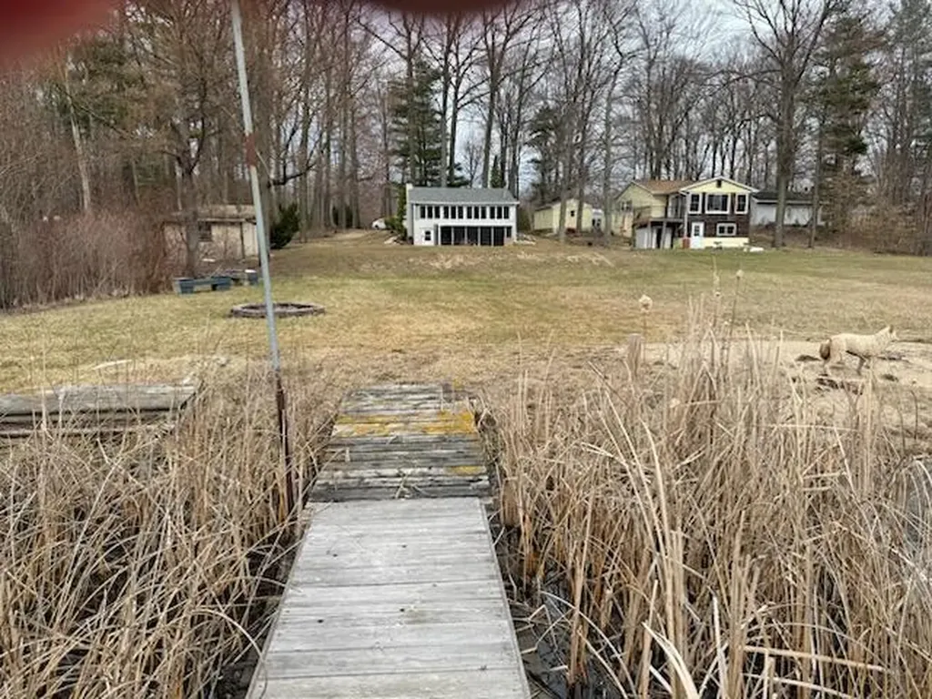 4605 Hunters Trail Douglass Township MI 48886