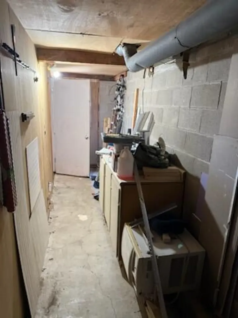 4605 Hunters Trail Douglass Township MI 48886