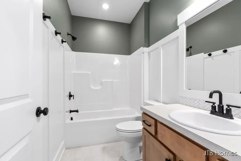 11386 Shoreline Drive Allendale Charter Township MI 49401
