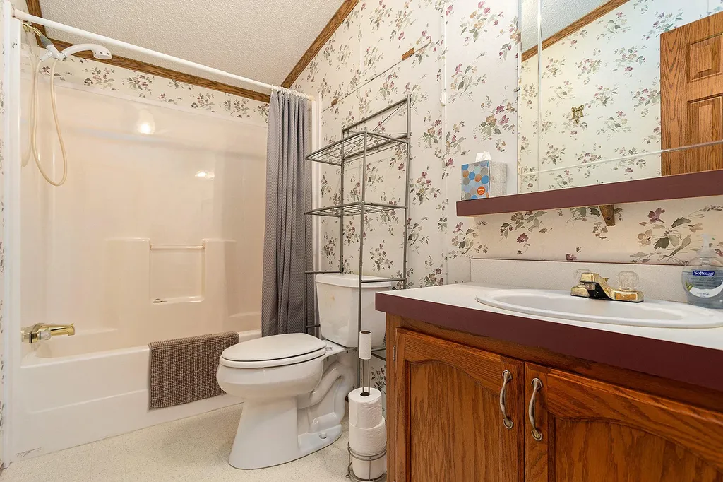 697 Tuttle Road Union Township MI 49094