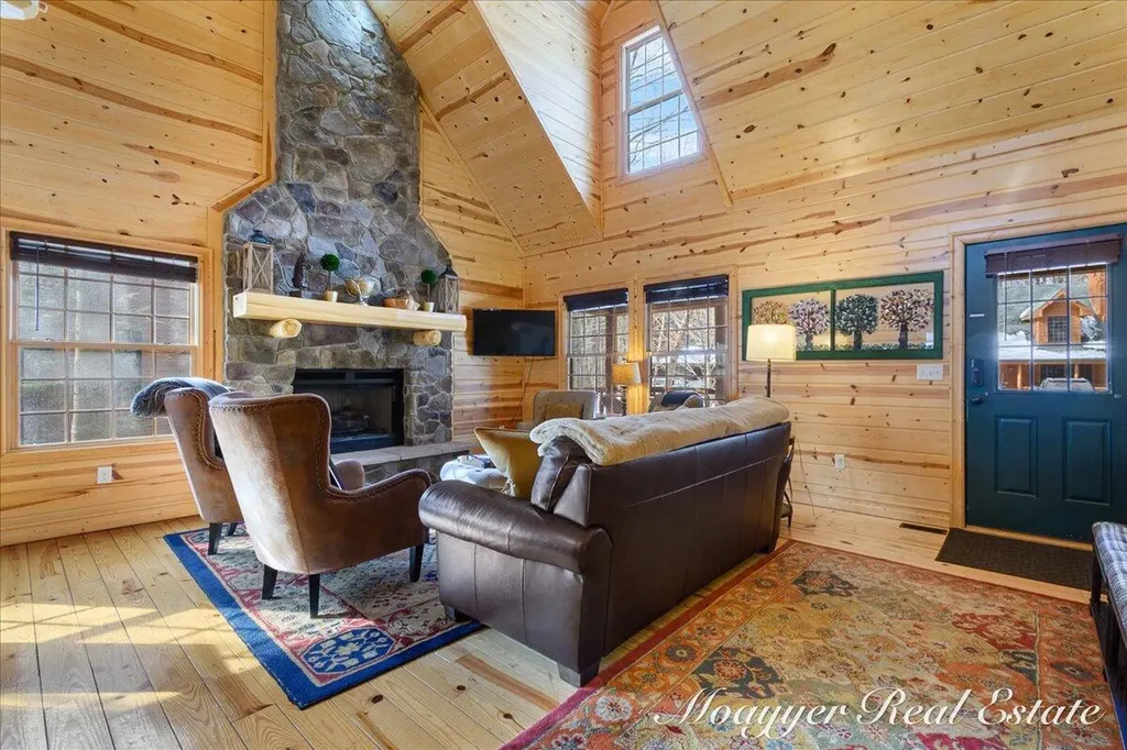3577 Kingfisher Cove Drive Saugatuck Township MI 49453
