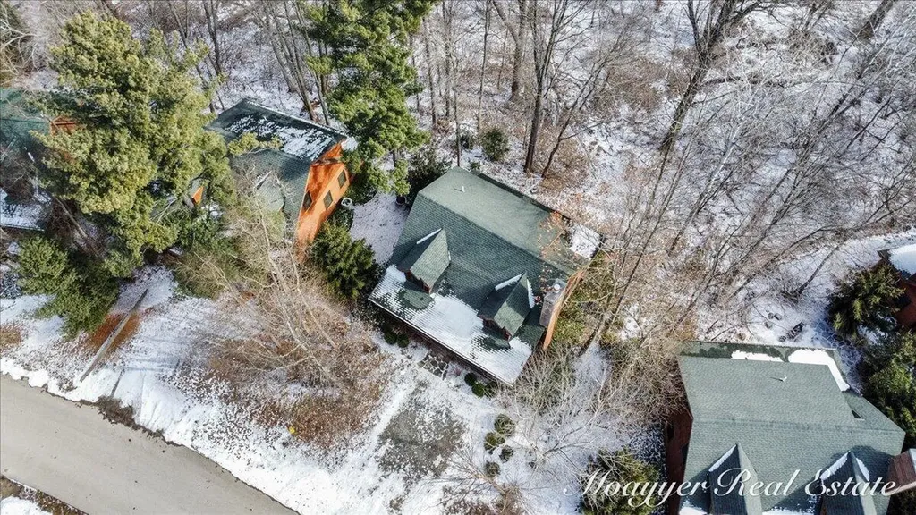 3577 Kingfisher Cove Drive Saugatuck Township MI 49453