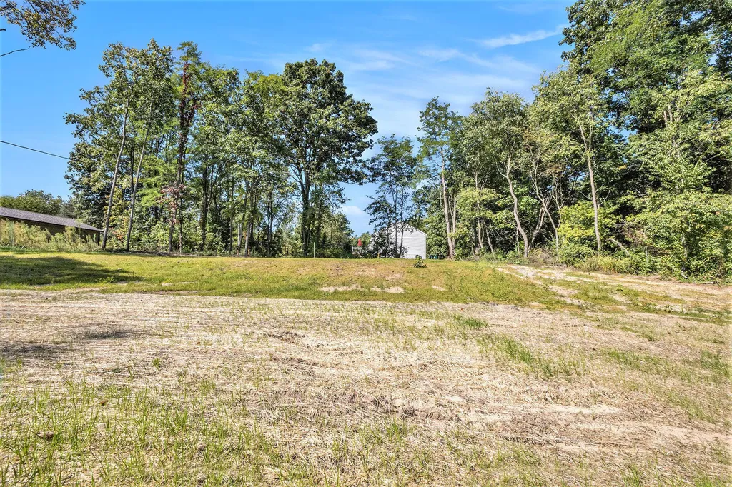 36 S Yankee Springs Road Yankee Springs Township MI 49333