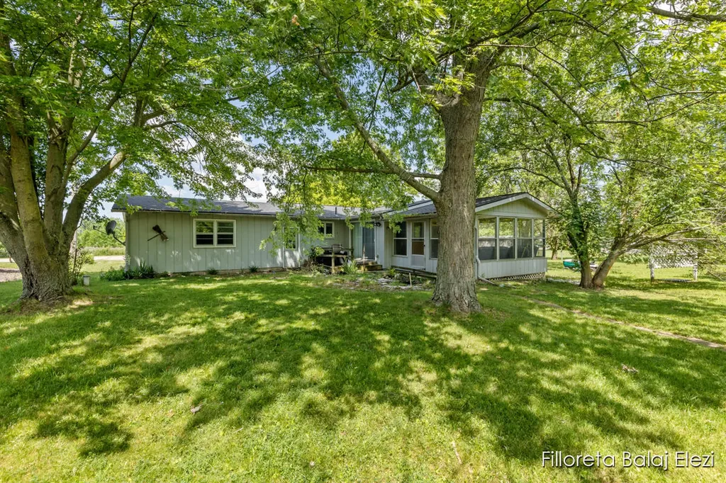 5640 Kraft Avenue SE Cascade Charter Township MI 49512