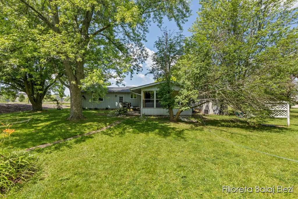 5640 Kraft Avenue SE Cascade Charter Township MI 49512