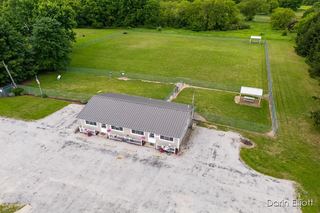 2389 N State Road Easton Township MI 48846