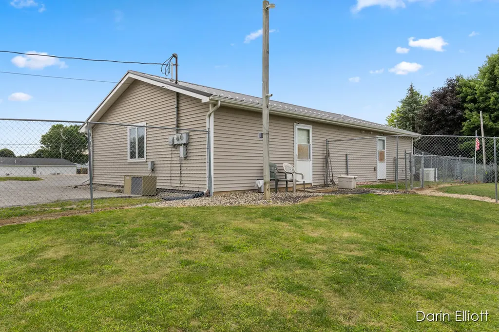 2389 N State Road Easton Township MI 48846