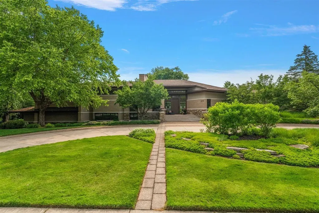 1878 Watermark Drive SE Cascade Charter Township MI 49546