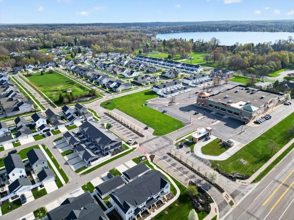 6870 Old Town Square NE Cannon Township MI 49341