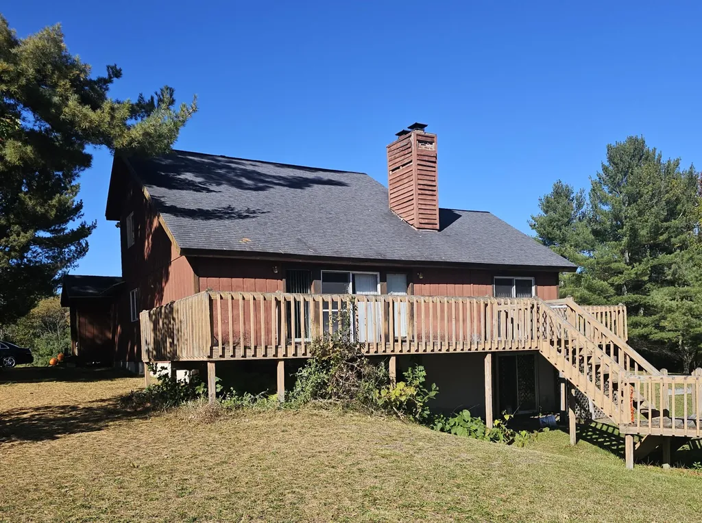 8091 Goebel Road South Arm Township MI 49727