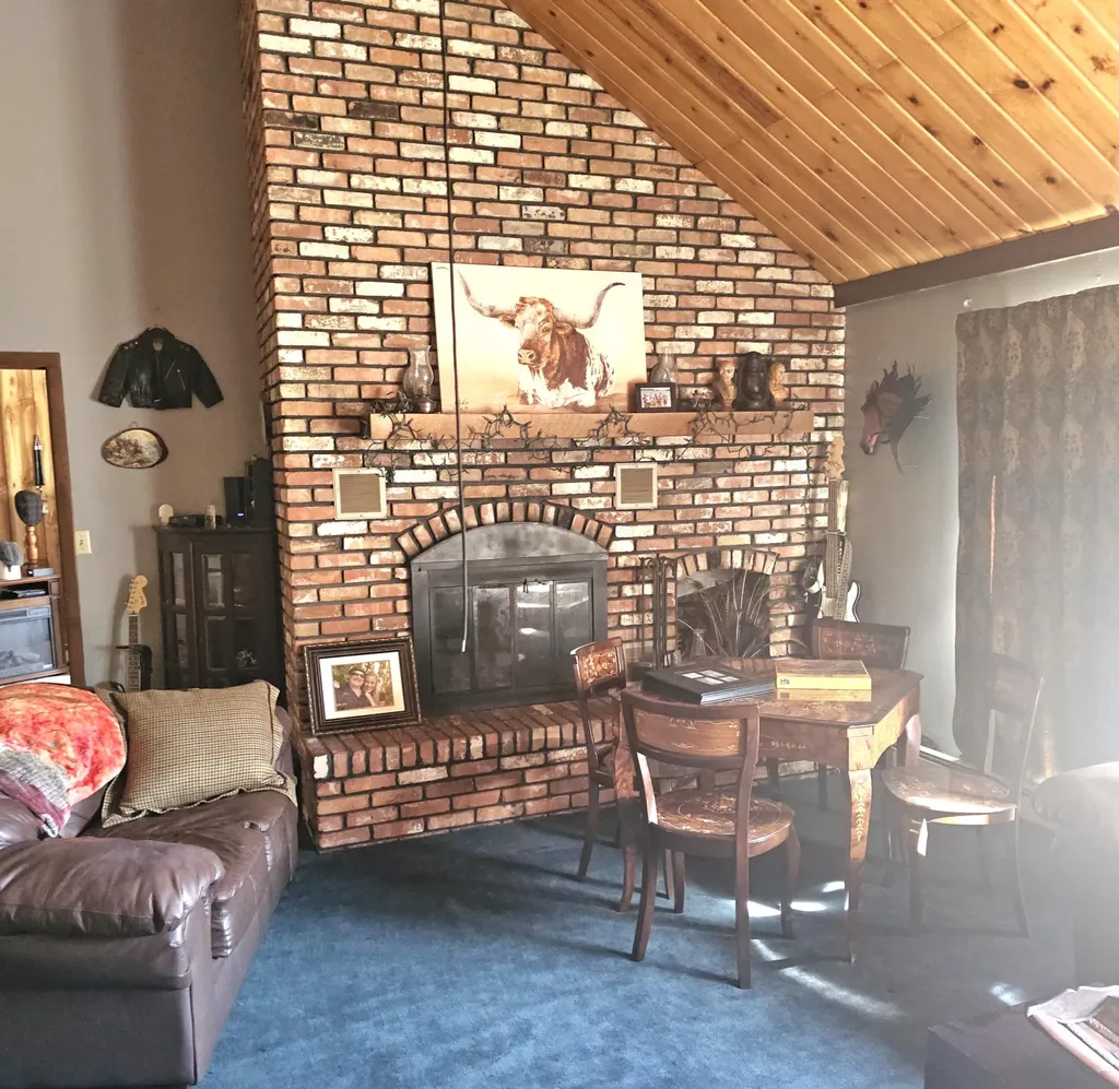8091 Goebel Road South Arm Township MI 49727