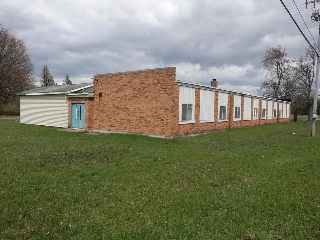 3186 E Apple Avenue Muskegon Charter Township MI 49442