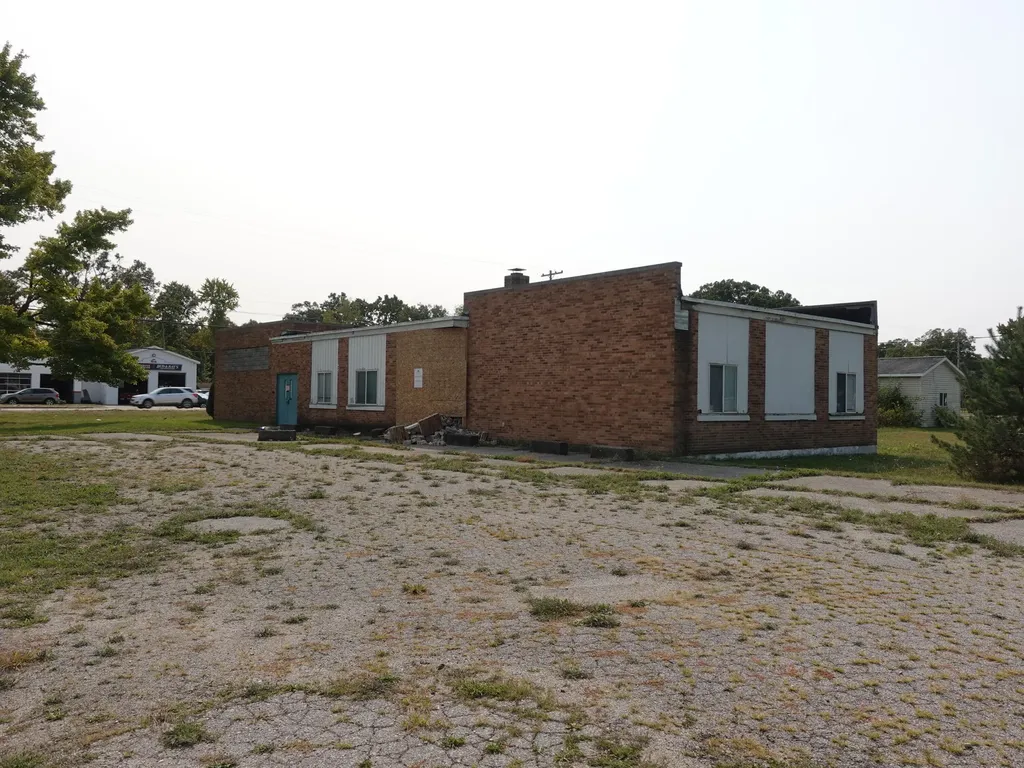 3186 E Apple Avenue Muskegon Charter Township MI 49442