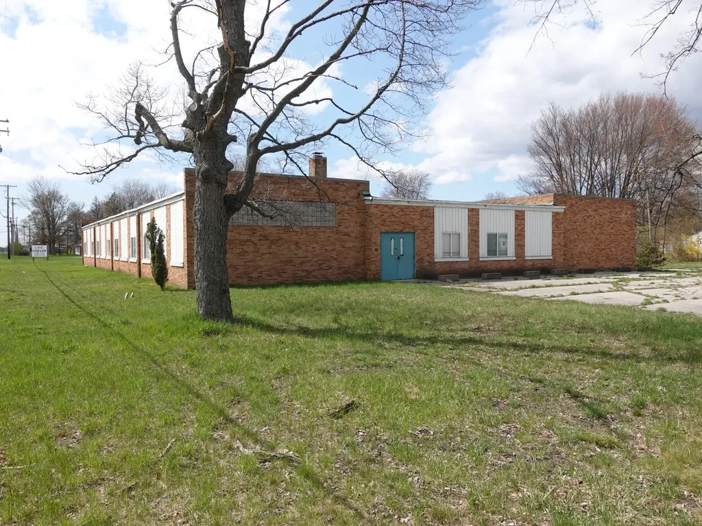 3186 E Apple Avenue Muskegon Charter Township MI 49442