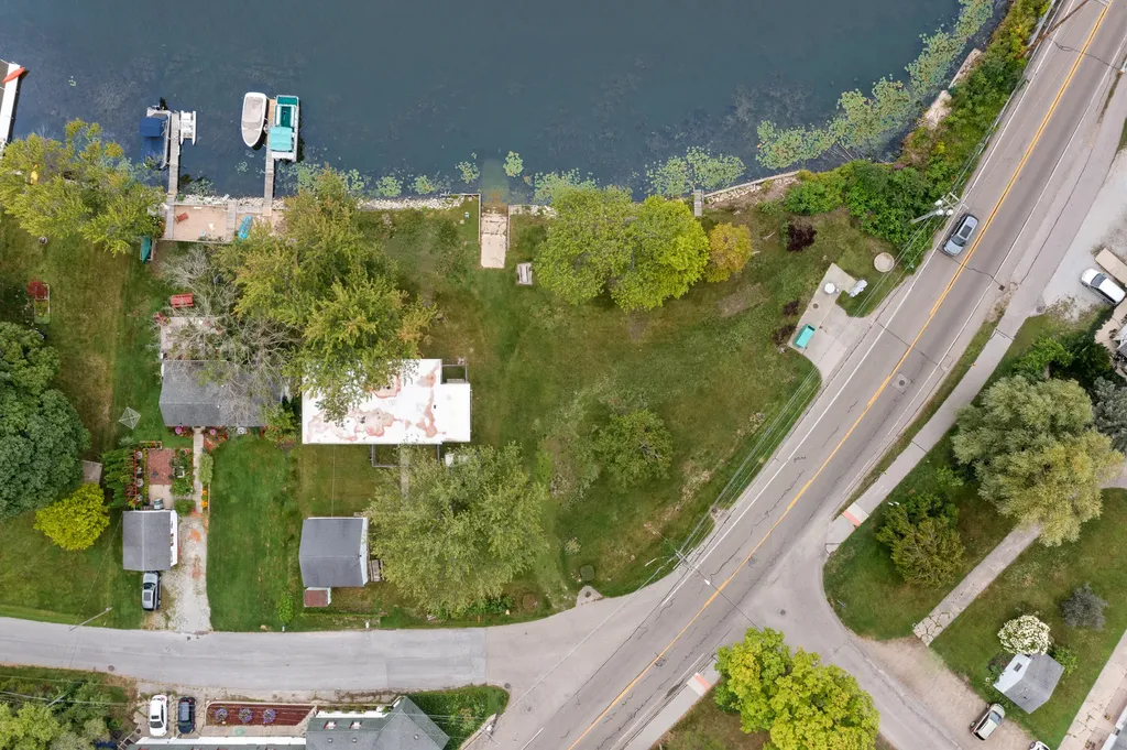 15574 Howard Street Spring Lake Township MI 49456