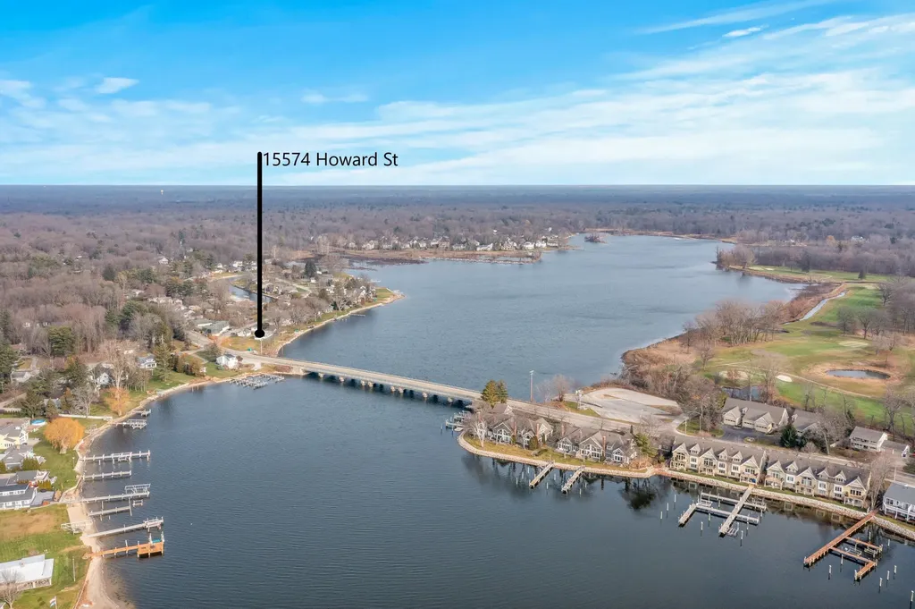 15574 Howard Street Spring Lake Township MI 49456