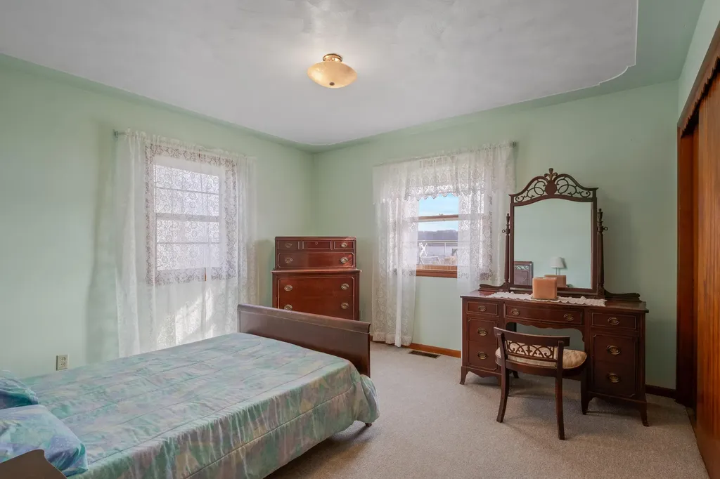 15574 Howard Street Spring Lake Township MI 49456