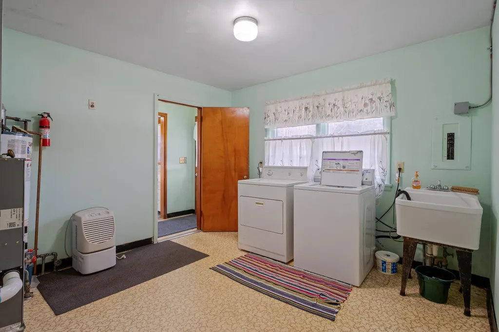 15574 Howard Street Spring Lake Township MI 49456
