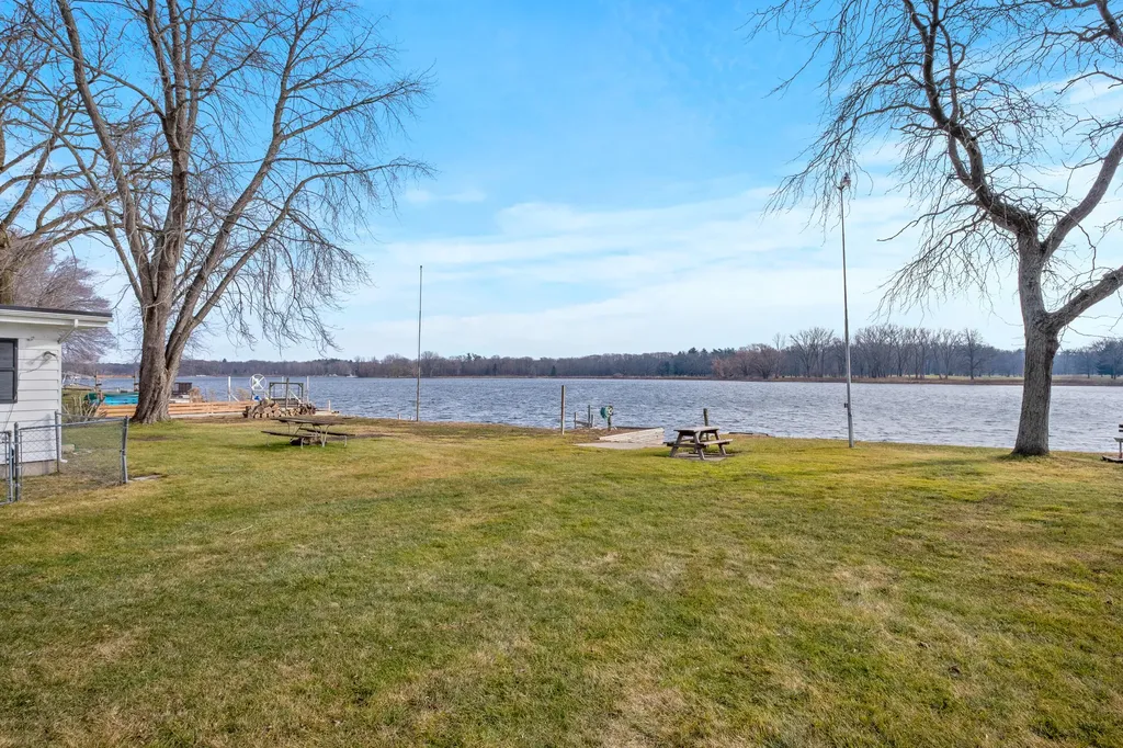 15574 Howard Street Spring Lake Township MI 49456