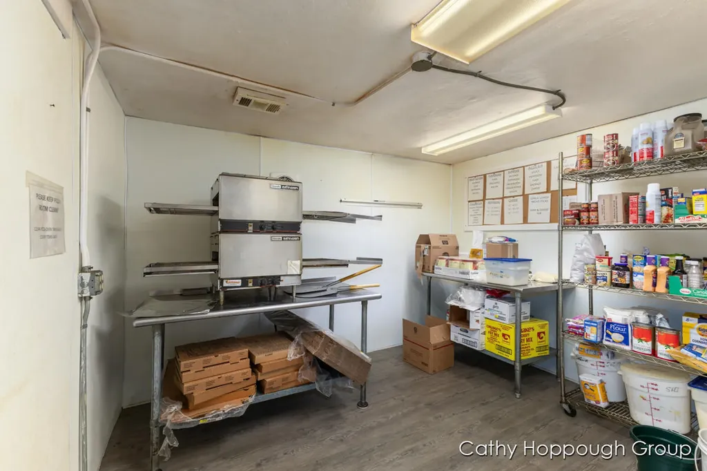 112 N State Street Freeport Village MI 49325