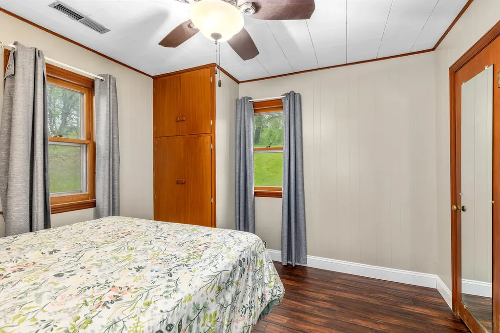 855 Johnson Street Tallmadge Charter Township MI 49435