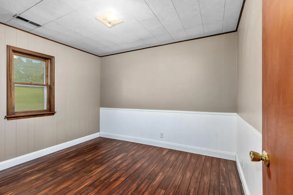 855 Johnson Street Tallmadge Charter Township MI 49435