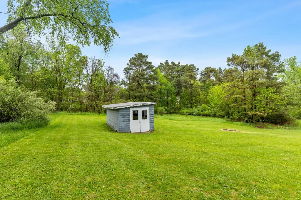855 Johnson Street Tallmadge Charter Township MI 49435