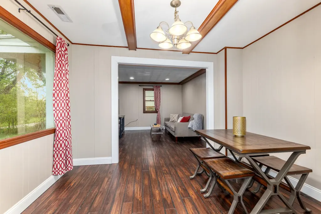 855 Johnson Street Tallmadge Charter Township MI 49435