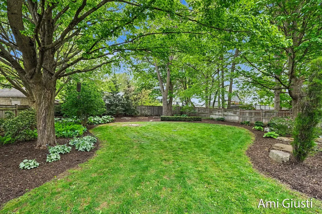 7232 Thornapple River Drive SE Ada Township MI 49301