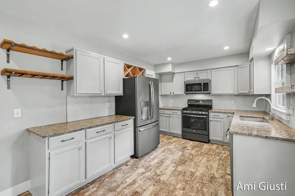 7232 Thornapple River Drive SE Ada Township MI 49301