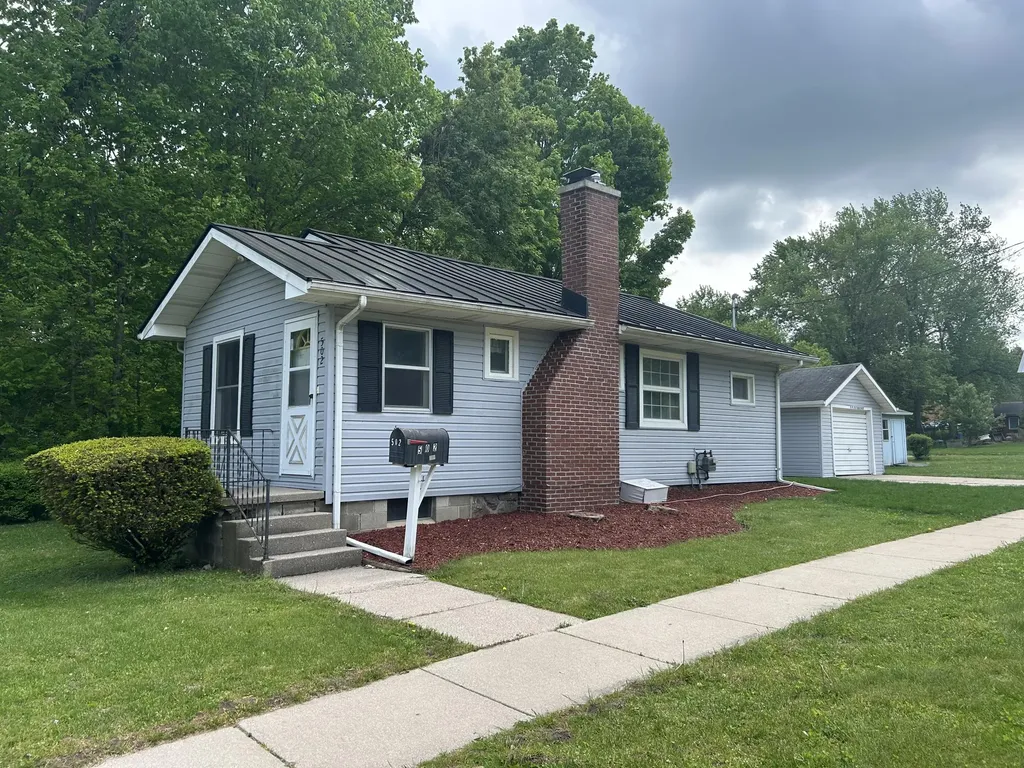 502 E South Street Hastings City MI 49058