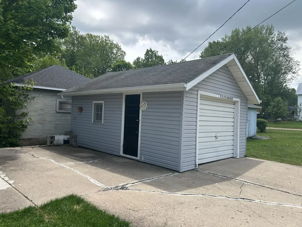 502 E South Street Hastings City MI 49058