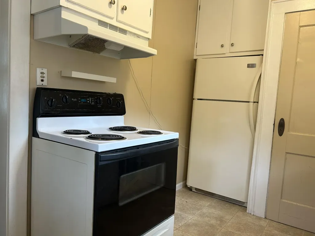 502 E South Street Hastings City MI 49058
