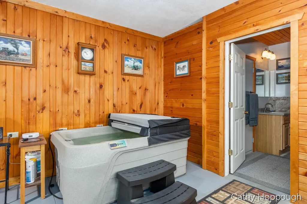 6521 Clinton Trail Campbell Township MI 48815