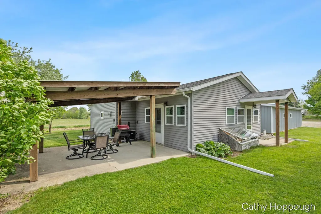 6521 Clinton Trail Campbell Township MI 48815