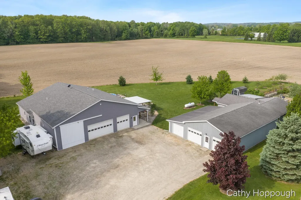 6521 Clinton Trail Campbell Township MI 48815