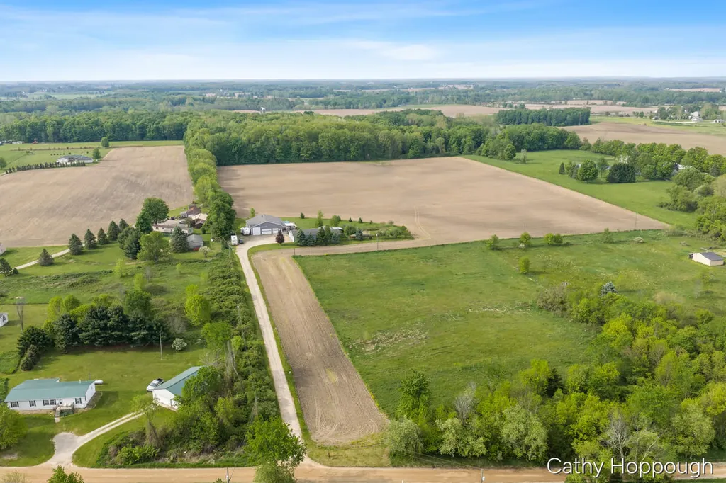 6521 Clinton Trail Campbell Township MI 48815