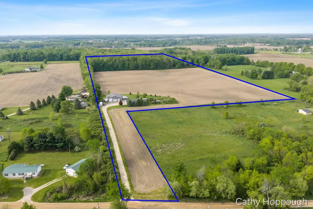 6521 Clinton Trail Campbell Township MI 48815