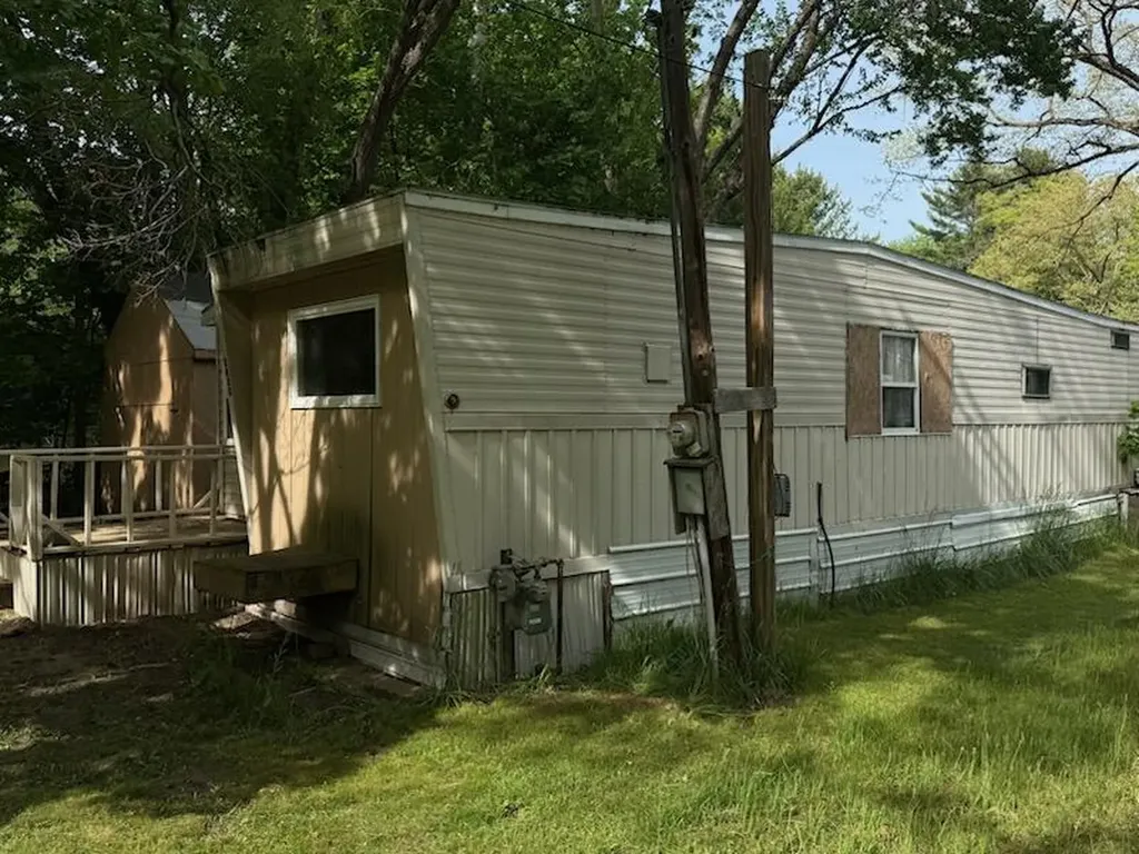 3430 S Chestnut Avenue Big Prairie Township MI 49337