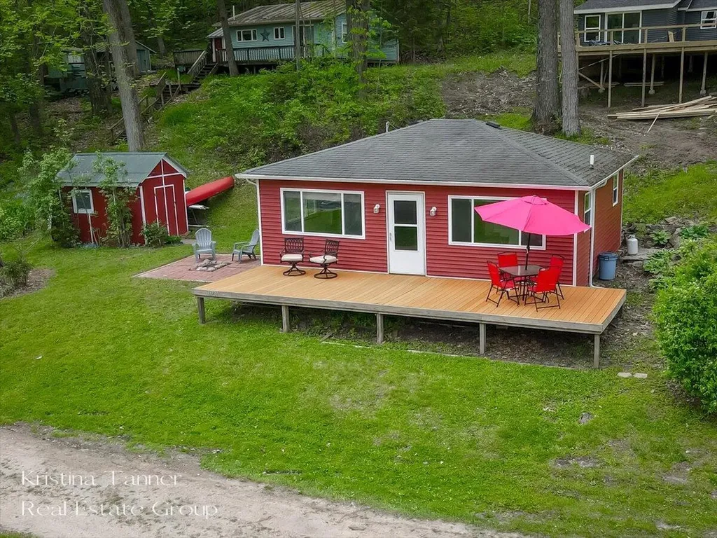13737 Lower Bayside Drive Grattan Township MI 48809