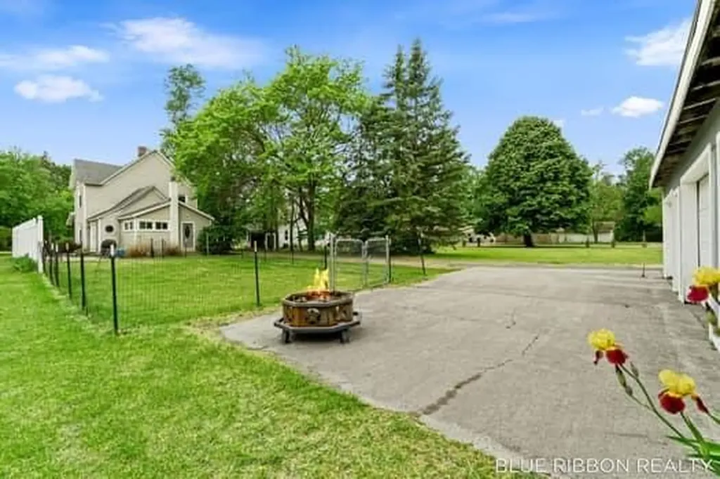130 W Cherry Street Wayland City MI 49348