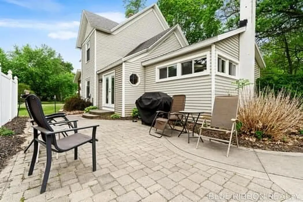 130 W Cherry Street Wayland City MI 49348