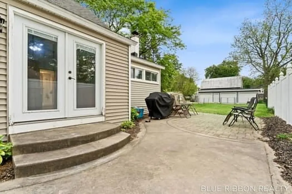 130 W Cherry Street Wayland City MI 49348