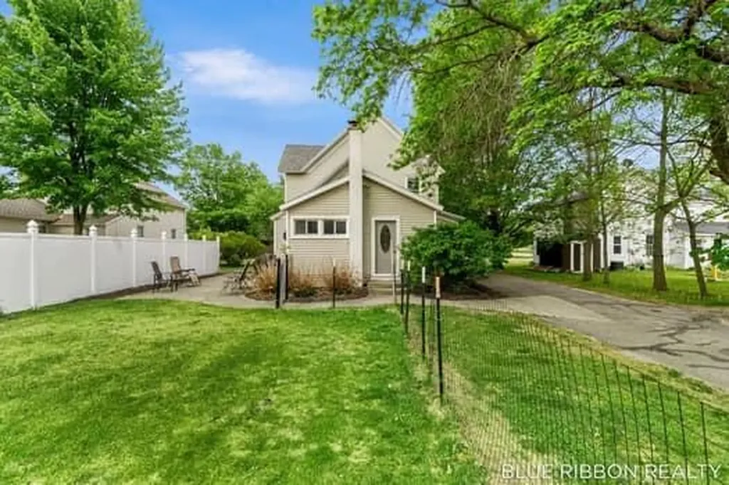 130 W Cherry Street Wayland City MI 49348