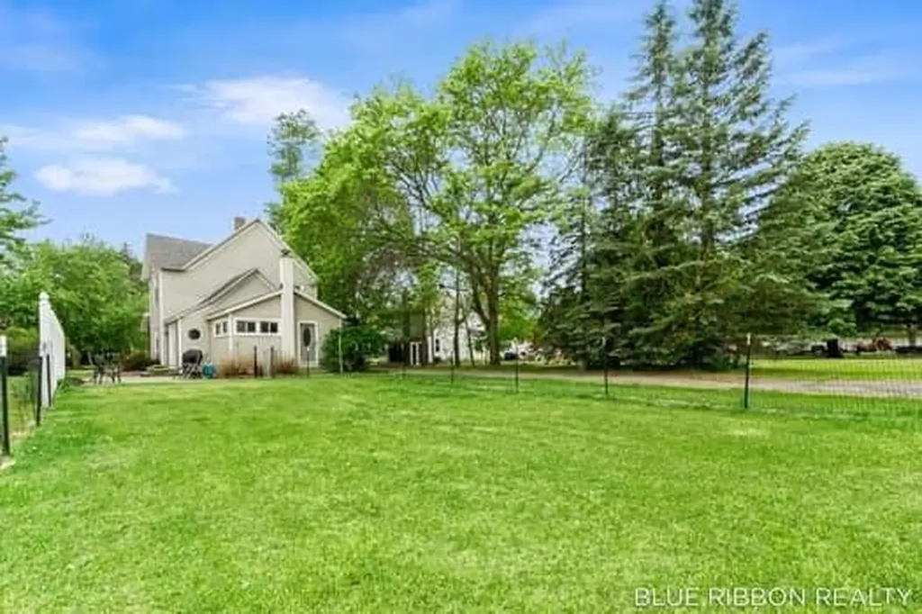 130 W Cherry Street Wayland City MI 49348