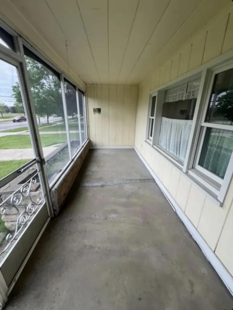 1635 Burton Street SE Grand Rapids City MI 49506