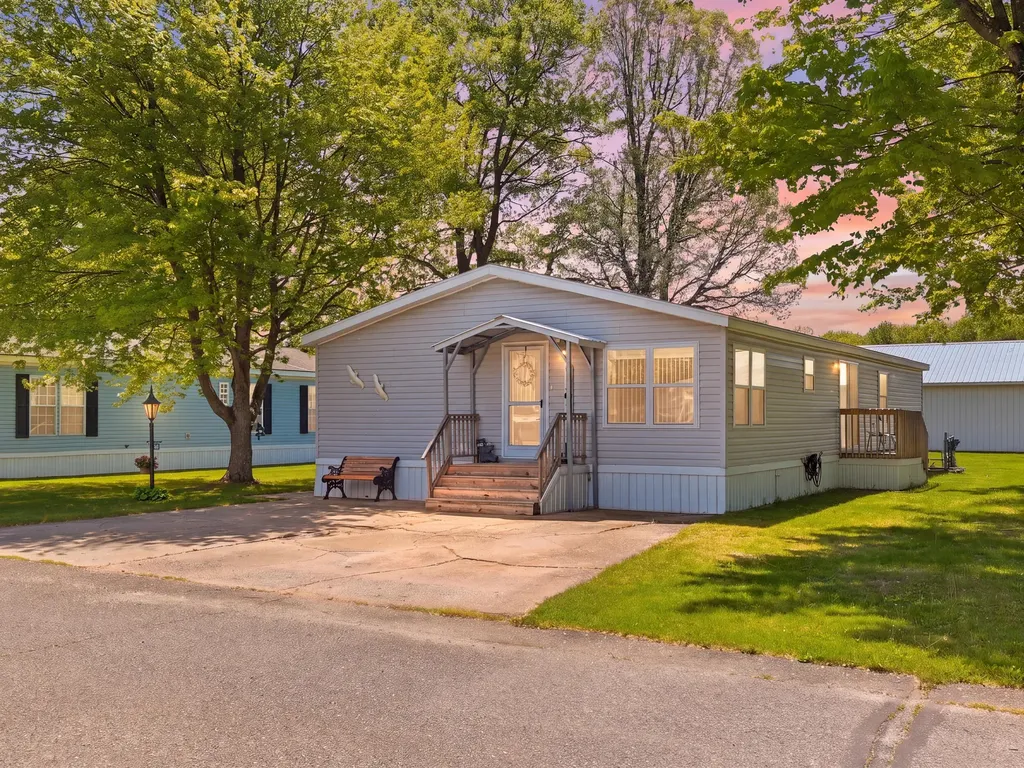 166 Aspen Street NE Solon Township MI 49319