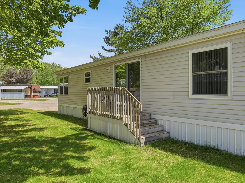 166 Aspen Street NE Solon Township MI 49319